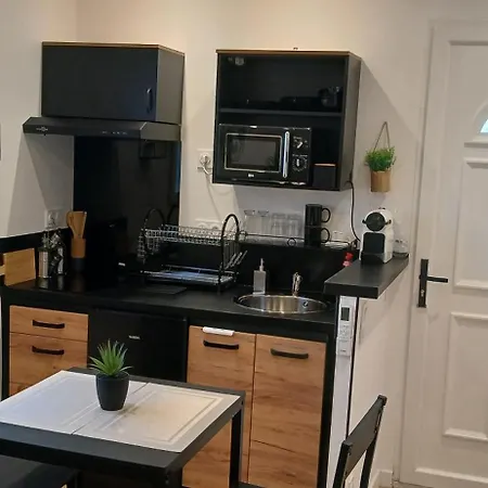 アパート Neuf Cosy